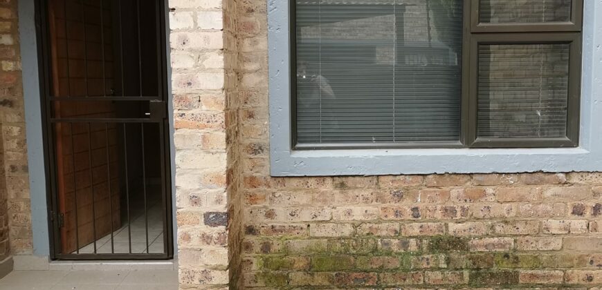 Ground floor bachelor at Latitude 5 available to RENT