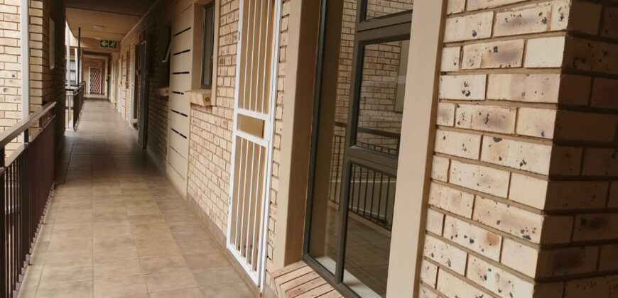 La Bella Vie bachelor available for RENT