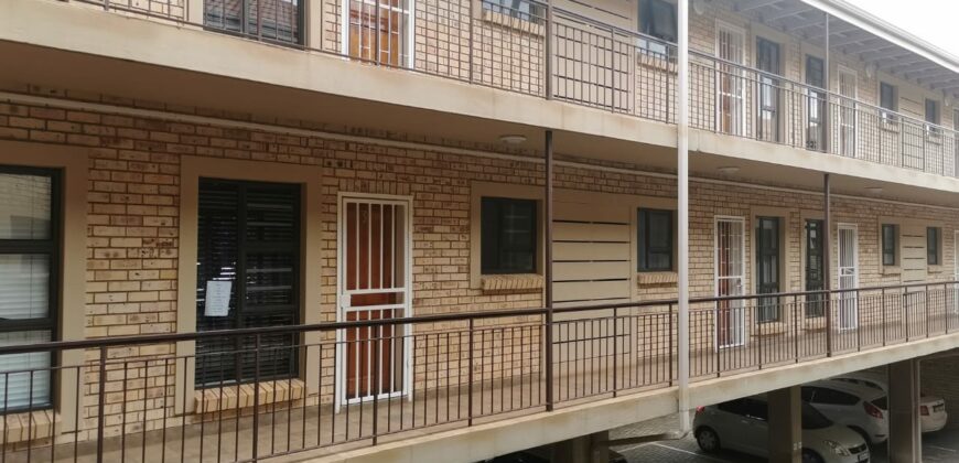 La Bella Vie bachelor available for RENT