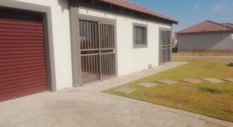 Pet Friendly 2 bedroom house in Waterberry Estate
