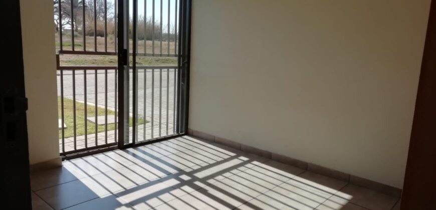 Pet Friendly 2 bedroom house in Waterberry Estate
